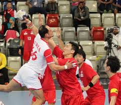 منتخب سوريا حقق فوزا سهلا على نظيره منتخب جزر المالديف، بأربعة أهداف دون مقابل، في المباراة التي جمعت المنتخبين، مساء اليوم الجمعة، على ملعب الشارقة بالإمارات، في إطار مواجهات الجولة الثامنة من المجموعة الأولى للتصفيات المزدوجة المؤهلة. ÙƒØ±Ø© Ø§Ù„ÙŠØ¯ Ø§Ù„ÙŠØ§Ø¨Ø§Ù† ØªØªØ®Ø·Ù‰ Ø³ÙˆØ±ÙŠØ§ ÙˆØªØ­Ø¬Ø² Ø§Ù„Ù…Ø±ÙƒØ² Ø§Ù„Ø«Ø§Ù†ÙŠ Ù…ÙˆÙ‚Ø¹ Ø¹Ø±Ø¨ÙŠ Ø£Ù…Ø±ÙŠÙƒÙŠ