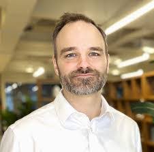 Erik Serrano's Instagram, Twitter & Facebook