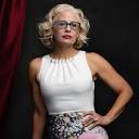 Kyrsten Sinema's Style Keeps Us Guessing - The New York Times
