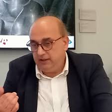 António Patrício (poeta trágico) de Manuel Tânger Corrêa, por José Almeida.