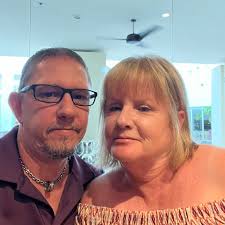 Which carrera slot car model would benefit from a movable pod?