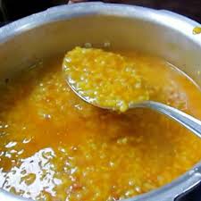 Para fazer essa receita típica, comece por colocar a quirera de milho de molho em um pouco de água, enquanto prepara os passos seguintes. Canjiquinha Com Costelinha Comidinhas Do Chef