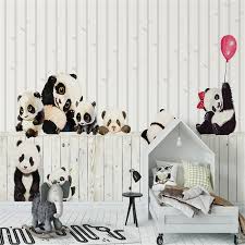 Nah, agar memiliki kamar tidur yang nyaman dan bersih, ini nggak cuma soal berapa lama sekali membersihkan kamar, tapi juga hiasan. Desain Kamar Tidur Panda