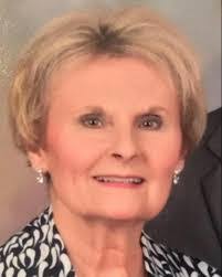 Tammy Monhollen's Instagram, Twitter & Facebook