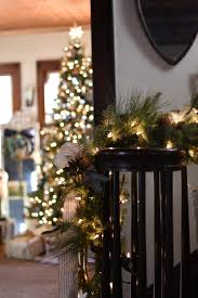 Decorating your staircase banister is a beautiful way of bringing christmas to additional parts of your home ensuring the attention goes beyond the obvious christmas tree. Follow The Yellow Brick Home Simple And Elegant Old World French Country Christmas Decor