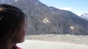 Nous prenons un tour pour rejoindre el lago del desierto. Trajet Bus Frontiere Argentine Chili Youtube