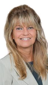 Melanie Nobles's Instagram, Twitter & Facebook