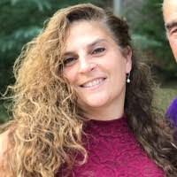 Kari Connors's Instagram, Twitter & Facebook