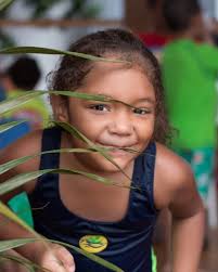 Hoy no es un día cualquiera, hoy es el día en que celebro la vida de dos de  los seres más importantes para mí: Candy y Montse. Candy, mi compañera de  vida