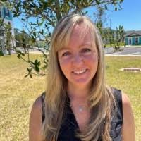 Amy Espinoza's Instagram, Twitter & Facebook