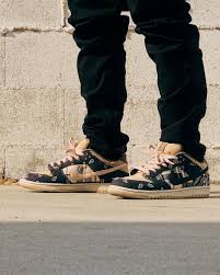 Meanwhile, tmz was the first to break the pregnancy news today, noting that she's reportedly expecting her first child with her boyfriend of. Just Found Sneaker Fits What S Good Travis Scott Dunks With The Pink Laces Sneakerfits