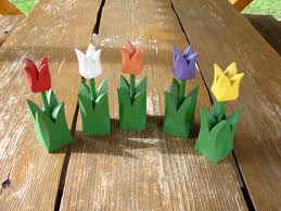 Set Of 5 Swedish Vintage Hand Carved Wooden Tulips Spring Home Garden Decor Wooden Flowers Handmade Wood Tulips Old Garden Decor Shopswell Wooden Flowers Wood Flowers Spring Decor Diy