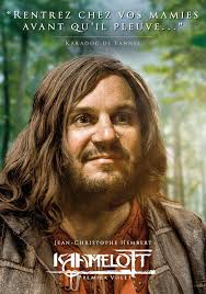 Artiste musical, acteur, auteur, scénariste, producteur imperturbablement se poursuit la publication des textes intégraux des scripts de kaamelott proposés par alexandre astier. Cinema Des Affiches Du Film Kaamelott Devoilees Avant Sa Sortie Le 21 Juillet