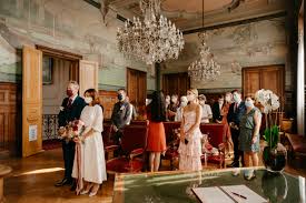 Start searching for real estate! Intimate Paris Photographer For Wedding Elopement Through The Glass