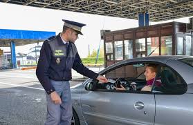 Tavi pertea un politist din bihor a făcut un vlog pe canalul său de youtube în care a dezvăluit câți bani câștigă de fapt un polițist din românia. Ziua De Cluj Clujul Va Organiza Teste De Admitere Pentru Viitorii PoliÈ›iÈ™ti De FrontierÄƒ