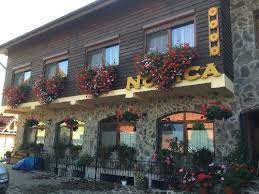 Aici gasesti si apartamente de inchiriat marginimea sibiului, vile de inchiriat marginimea sibiului, cabane de inchiriat marginimea sibiului, camere de hotel marginimea. Pensiuni Marginimea Sibiului