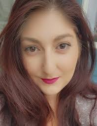 Samantha Hardin's Instagram, Twitter & Facebook