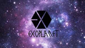 Pin Oleh Marvelah Di Wallpaper Logo Exo Wallpaper Pc Wallpaper Ponsel Seni