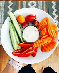 Recipes developed by vered deleeuw, cnc nutritionally reviewed by rachel tasty carrot chips are baked in a hot oven until crispy. The Best Healthy Snack Carrot Chips My Fav Mini Bell Peppers Chopped Cucumbers And Cherry To Healthy Recipes Healthy Food Inspiration Easy Healthy Recipes