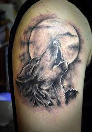 Epingle Par Tattoomaze Sur Tattoo Tatouage Loup Modele De Tatouage Loup Tatouage Loup Hurlant