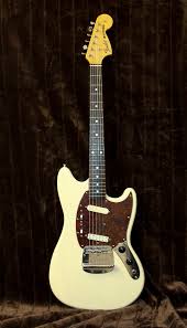 Мануал для комбоусилителя fender mustang v.2. Fender Mustang Wikipedia
