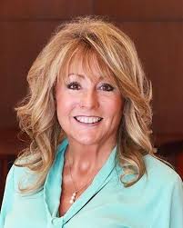 Patty Fowler's Instagram, Twitter & Facebook