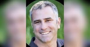 Jeff Eischen's Instagram, Twitter & Facebook