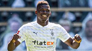 Wirkt angespannt beim thema embolo: Bundesliga Breel Embolo Who Is The Borussia Monchengladbach And Switzerland Forward