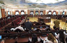 Posted a video to playlist ми рекомендуємо. Rrfzmehfhcvdvm