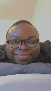 Hey everyone, I'm Visionn. I'm an upcoming comic book creator and I would  really like to gain some friends from this space. So hi ,◉‿◉