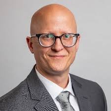 Benjamin Holmes (@BHCounseLCSW)