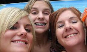 Kimberly Schlau fights distracted driving after officer killed her two  daughters in crash while driving 126 mph, talking