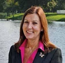 Dawn Thorpe's Instagram, Twitter & Facebook