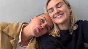 Anne-Renée Dekker (@annereneedekker)