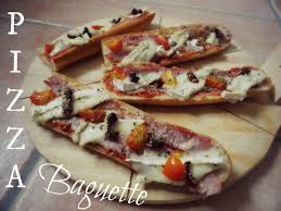 Pizza Baguette Vous N Avez Pas De Pate A Pizza Sous La Main Pas De Problemes Avec Cette Recette Vous Pouvez Utiliser Une Recette Idee Recette Pate A Pizza
