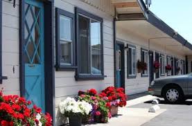 This monterey, california inn is 2 miles from fisherman's wharf. Motel Candle Bay Inn Monterey Centraldereservas Com