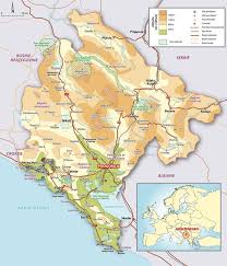 La lettre était sur la table, là où il l'avait laissée. Montenegro Les Balkans