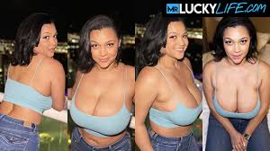 Ashlyn Peaks Top Heavy Frame Is As Beautiful As Vegas View