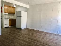 Click to view any of these rental units to see photos. All Utilities Included Unit In The Unm Area Apartment For Rent In Albuquerque Nm Apartments Com