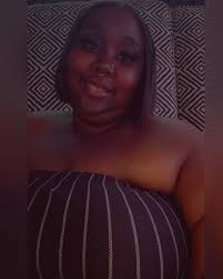 Mia Steele (@sheissimplymiaa) • Instagram photos and videos