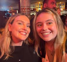 Hannah🦖 (@Hannahclancyx)