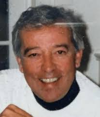 Kenneth Fike's Instagram, Twitter & Facebook