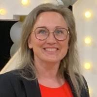 400+ "Radom" profiles