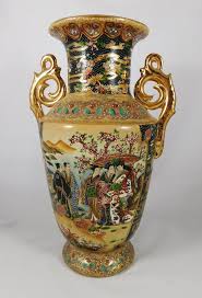 Asian Vase Geisha Decor Royal Satsuma Moriage Heavy Gold Etsy Asian Vases Satsuma Satsuma Vase
