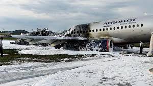 Crash d'un avion sur autoroute a89( version originale). Crash D Un Avion Russe Debut Mai La Foudre A Desactive Le Pilotage Automatique Lci