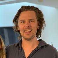 Brett Thomson's Instagram, Twitter & Facebook