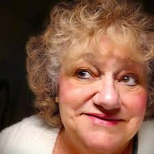 Does anyone recommend a florist in Leland, NC that will deliver as promised?