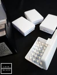 ダイソーの白いケースに常備薬の収納 シンプルラベルも完成 l o v e home 収納 インテリア yaplog ヤプログ bygmo インテリア 収納 収納 シンプル 収納 アイデア