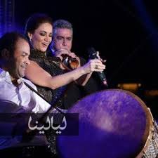 صور ديانا حداد تتألق بالأسود البر اق في مهرجان دبي للتسوق Concert