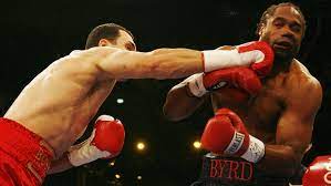 Schwergewicht wird wieder belebt / wenn herausforderer kubrat pulew den weltmeister im ring ähnlich attackiert wie vorab verbal, könnte es für waldimir klitschko nach zehn jahren ohne niederlage in hamburg gefährlich werden. Die Wm Kampfe Von Wladimir Klitschko